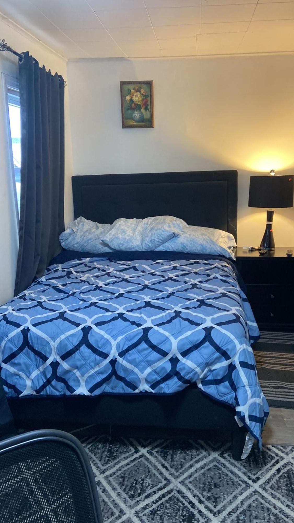 Cozzy Room With Private Entrance And Drive Way New York Bagian luar foto